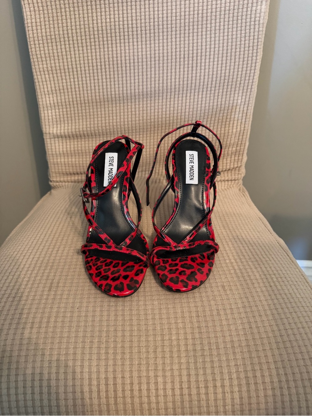 Steve Madden Red Leopard Print Strappy Heels size 6.5